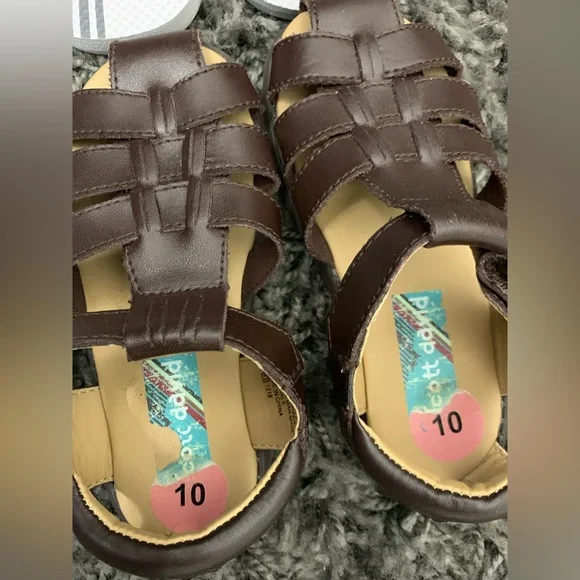 Bundle of 4 pair of Toddler Slides/Sandals - Picture 2 of 9